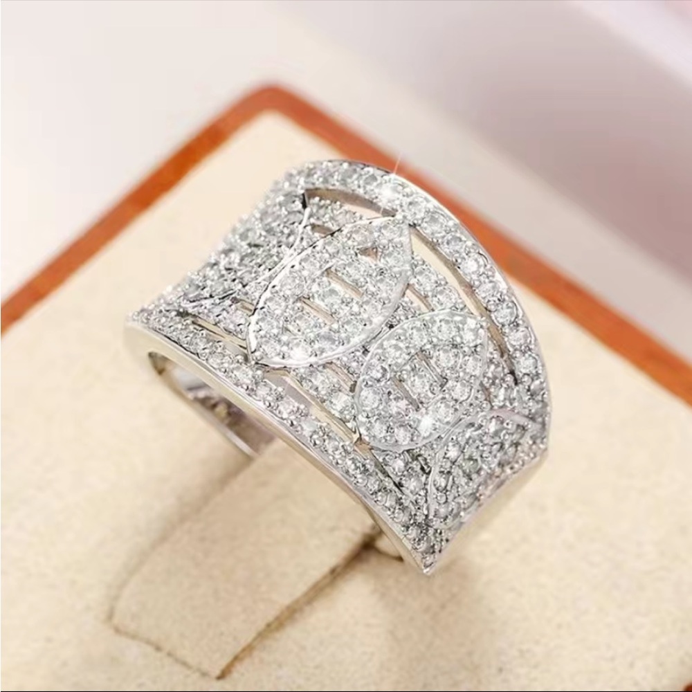 New 925 Silver Sparkling Micro Pave Diamond Band Ring - Picture 2 of 6